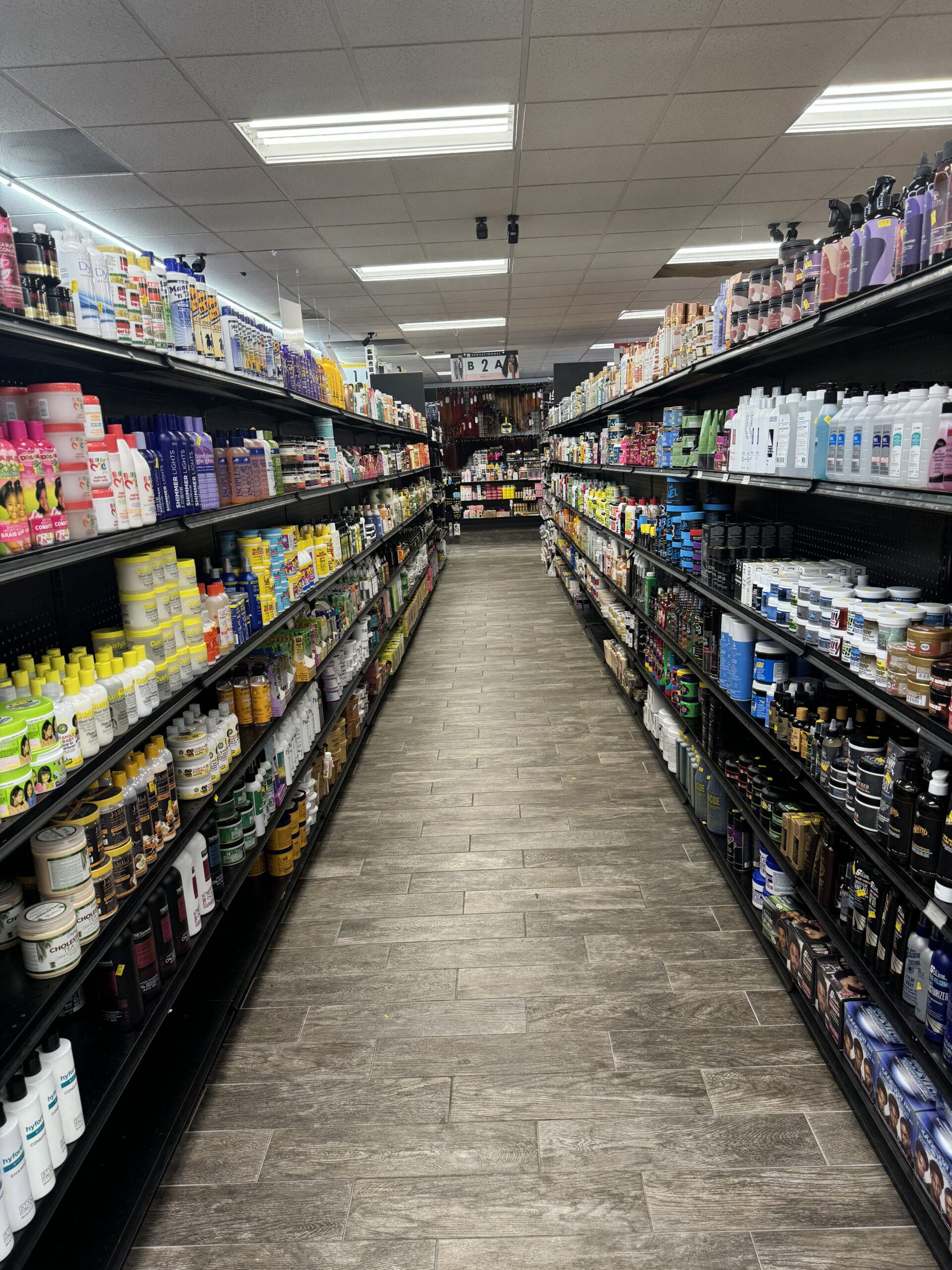 JLO Beauty supply interior photos. Best Beauty supply store in Tampa